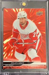2024-25 UPPER DECK S2 HOCKEY #305 DETROIT RED WINGS - DYLAN LARKIN RED OUTBURST #'D 14/25