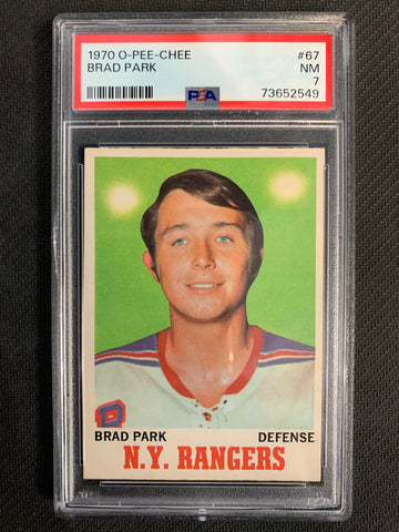 1970-71 O-PEE-CHEE HOCKEY #67 NEW YORK RANGERS - BRAD PARK ROOKIE CARD GRADED PSA 7 NM