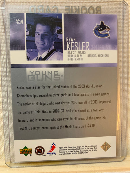 2003-04 UPPER DECK HOCKEY #454 VANCOUVER CANUCKS - RYAN KESLER YOUNG GUNS ROOKIE CARD RAW
