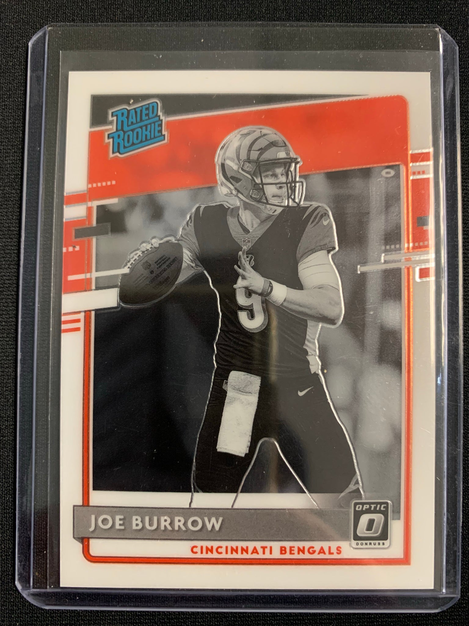 2020 PANINI DONRUSS OPTIC FOOTBALL #301 CINCINNATI BENGALS - JOE BURROW OPTIC BLACK & WHITE RATED ROOKIE CARD