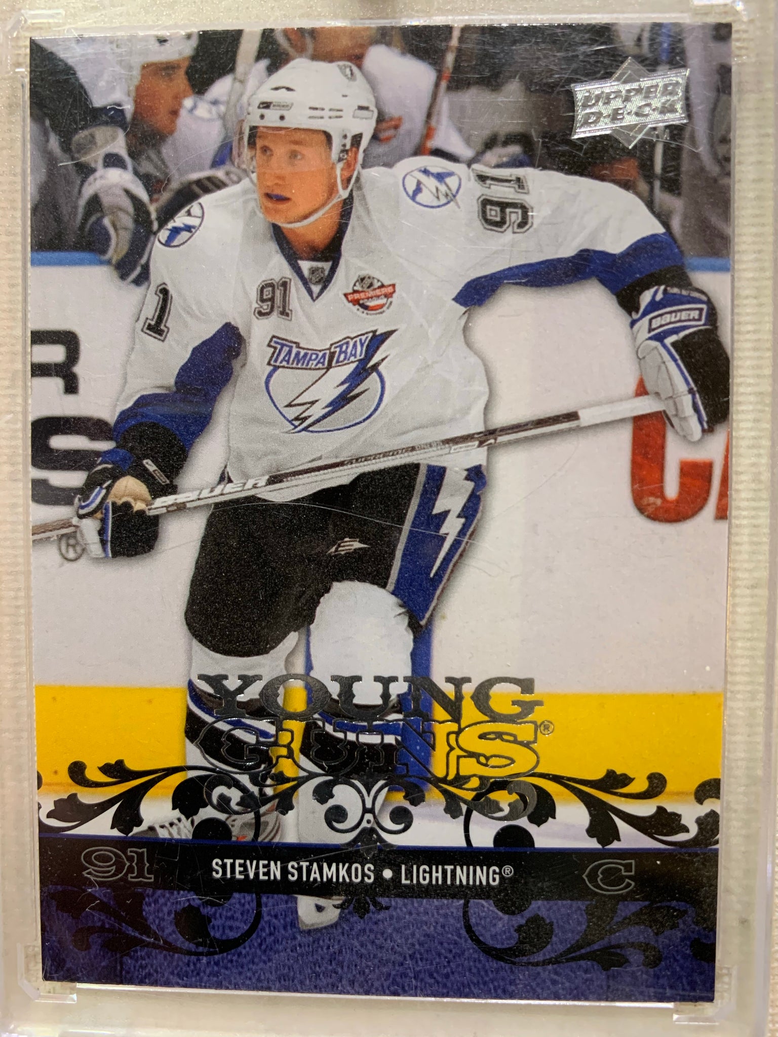 2008-09 UPPER DECK HOCKEY #245 TAMPA BAY LIGHTNING - STEVEN STAMKOS YOUNG GUNS ROOKIE CARD RAW