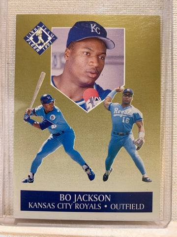 1991-92 FLEER ULTRA BASEBALL #6 OF 10 - BO JACKSON FLEER ULTRA TEAM CARD RAW