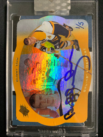 2019-20 UPPER DECK BUYBACKS HOCKEY #UDC148860 BOSTON BRUINS - BOBBY ORR SPX ON CARD AUTO NUMBERED 1/5