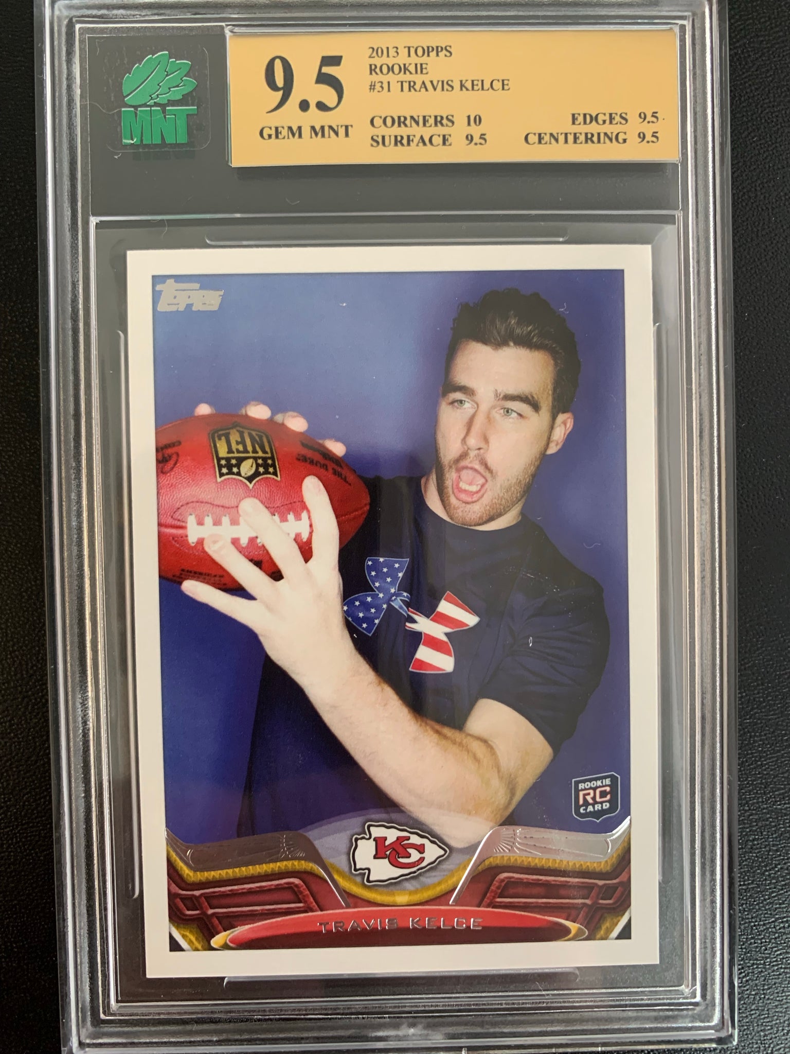 2013 TOPPS FOOTBALL #31 KANSAS CITY CHIEFS - TRAVIS KELCE ROOKIE CARD GRADED MNT 9.5 GEM MINT