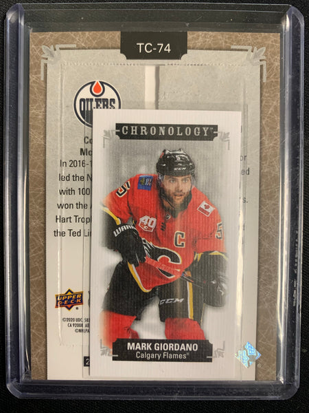 2019-20 UPPER DECK CHRONOLOGY HOCKEY #TC-74 EDMONTON OILERS - CONNOR MCDAVID TIME CAPSULES "RIPPED" COMES WITH GIORDANO MINI CARD