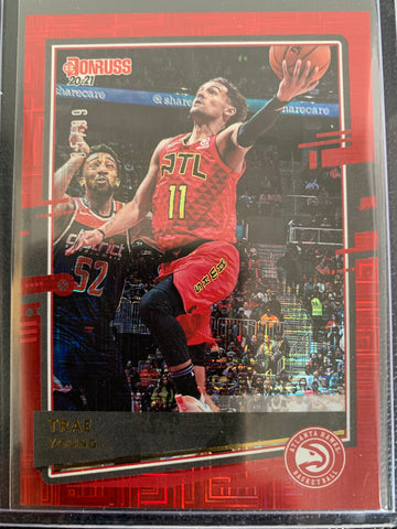 2020-2021 PANINI DONRUSS CHOICE NBA BASKETBALL #153 ATLANTA HAWKS - TRAE YOUNG CHOICE RED SERIAL NUMBERED 85/99