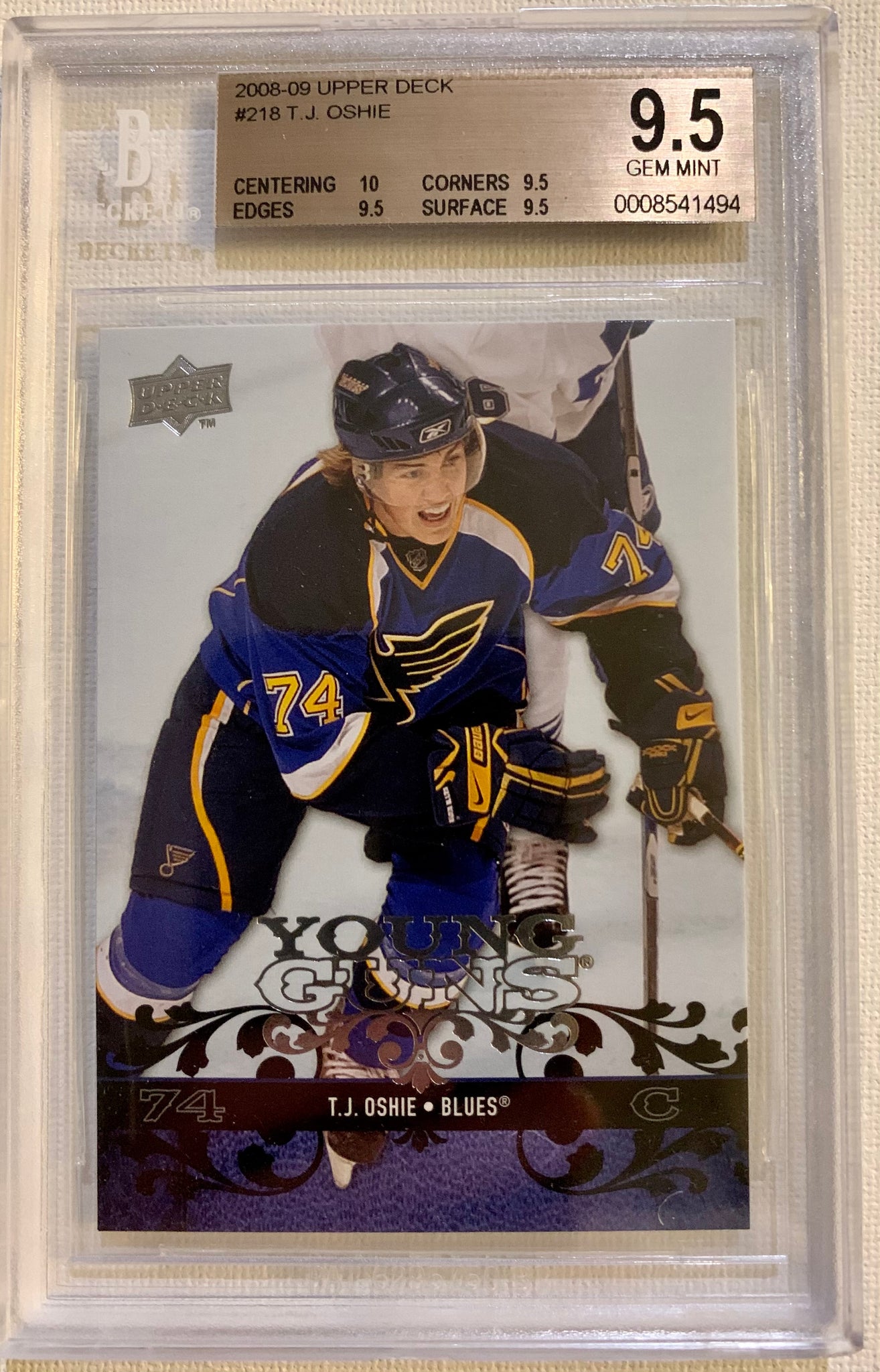 2008-09 UPPER DECK HOCKEY #218 ST.LOUIS BLUES - T.J OSHIE  ROOKIE CARD GRADED BGS 9.5 GEM MINT