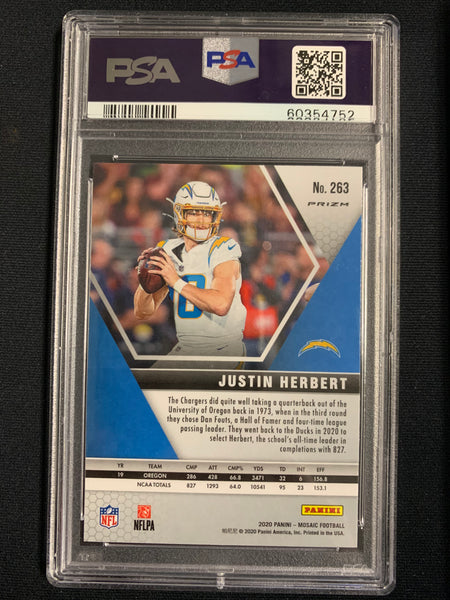 2020 PANINI MOSAIC FOOTBALL #263 LOS ANGELES CHARGERS - JUSTIN HERBERT REACTIVE ORANGE PRIZM ROOKIE CARD GRADED PSA 10 GEM MT