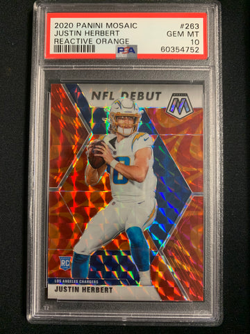 2020 PANINI MOSAIC FOOTBALL #263 LOS ANGELES CHARGERS - JUSTIN HERBERT REACTIVE ORANGE PRIZM ROOKIE CARD GRADED PSA 10 GEM MT