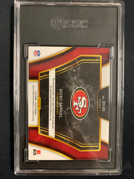 2019 PANINI SELECT FOOTBALL #JM-DS SAN FRANCISCO 49ERS - DEEBO SAMUEL JUMBO MATERIAL AUTOGRAPHED ROOKIE CARD NUMBERED 37/49 GRADED SGC 9 / 10 AUTO