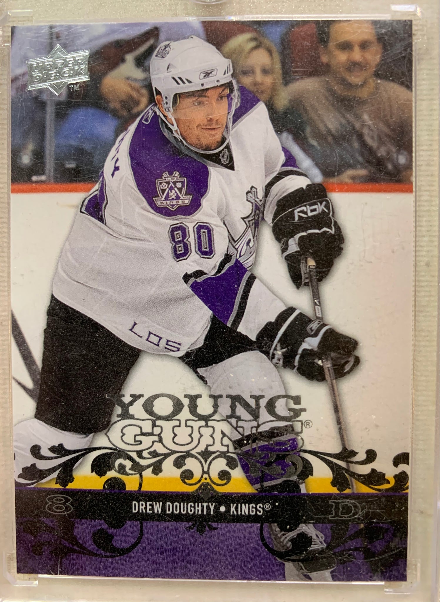 2008-09 UPPER DECK HOCKEY #220 LOS ANGELES KINGS - DREW DOUGHTY YOUNG GUNS ROOKIE CARD RAW