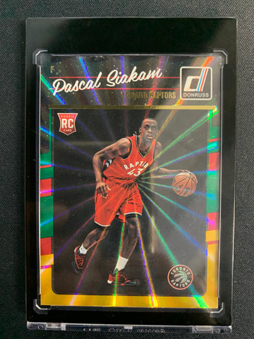 2016-17 PANINI DONRUSS BASKETBALL #171 TORONTO RAPTORS - PASCAL SIAKAM GREEN & YELLOW LASER ROOKIE CARD