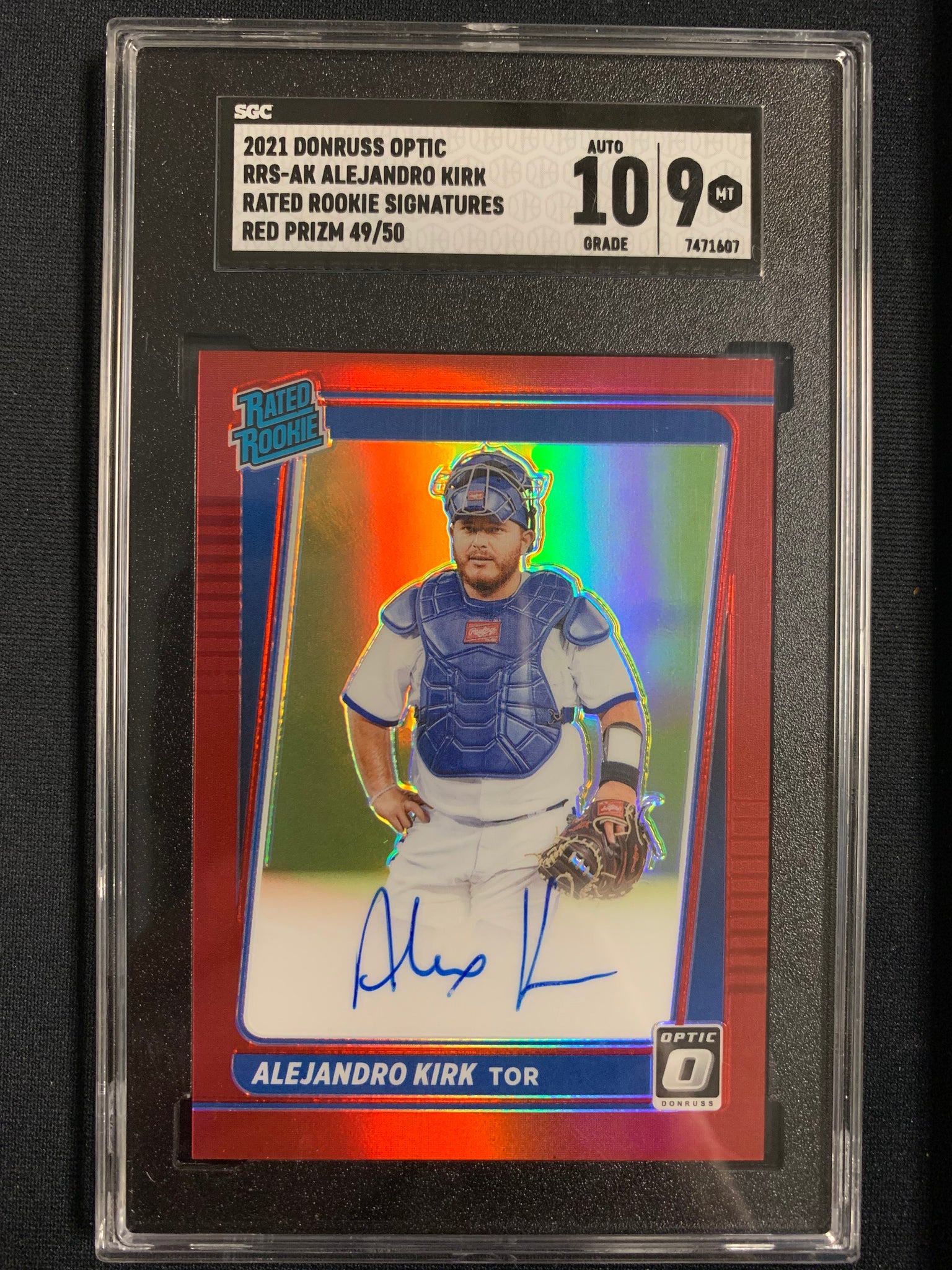 2021 PANINI DONRUSS OPTIC BASEBALL #RRS-AK TORONTO BLUE JAYS - ALEJANDRO KIRK RED PRIZM RATED ROOKIE AUTO NUMBERED 49/50 GRADED SCG 9 /10 AUTO