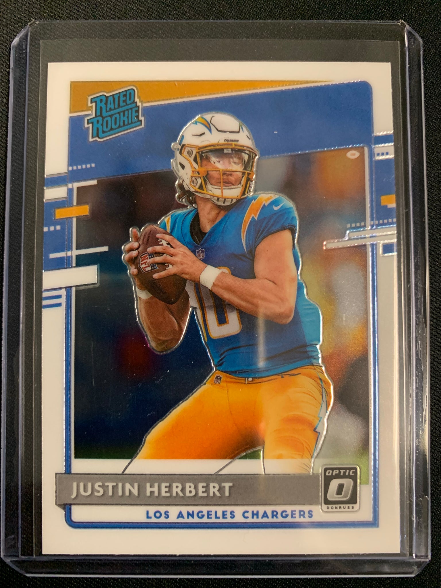 2020 PANINI DONRUSS OPTIC FOOTBALL #153 LOS ANGELES CHARGERS - JUSTIN HERBERT OPTIC BASE RATED ROOKIE CARD
