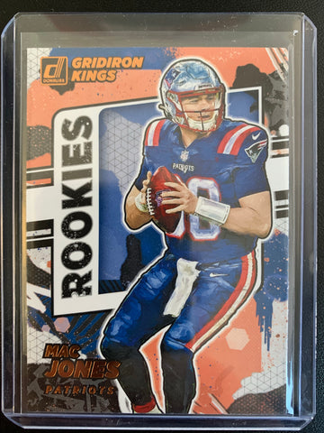 2021 PANINI DONRUSS FOOTBALL #RGK-MJO NEW ENGLAND PATRIOTS - MAC JONES GRIDIRON KINGS ROOKIE CARD