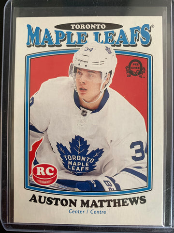 2016-17 UPPER DECK OPC HOCKEY #694 TORONTO MAPLE LEAFS - AUSTON MATTHEWS RETRO ROOKIE CARD