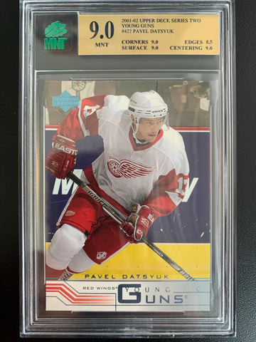 2002-03 UPPER DECK HOCKEY #422 DETROIT RED WINGS - PAVEL DATSYUK YOUNG GUNS ROOKIE CARD GRADED MNT 9.0 MINT