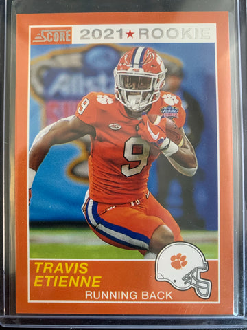 2021 PANINI CHRONICLES DRAFT PICKS FOOTBALL #68 JACKSONVILLE JAGUARS - TRAVIS ETIENNE SCORE ROOKIE CARD