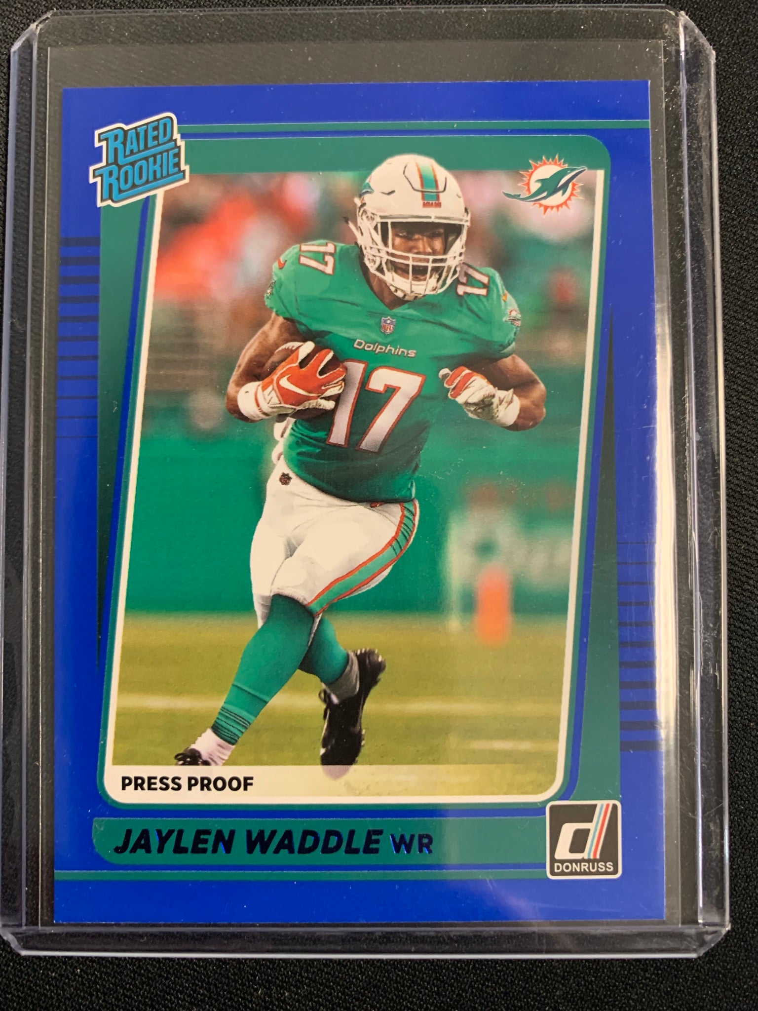 2021 PANINI DONRUSS FOOTBALL #263 MIAMI DOLPHINS - JALEN WADDLE PRESS PROOF BLUE RATED ROOKIE