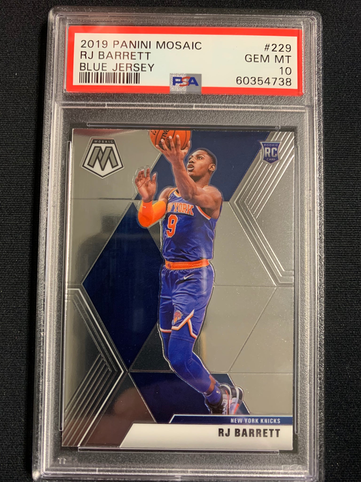 2019 PANINI MOSAIC NBA BASKETBALL #229 NEW YORK KNICKS - RJ BARRETT BLUE JERSEY VARIANT MOSAIC ROOKIE CARD GRADED PSA 10 GEM MINT