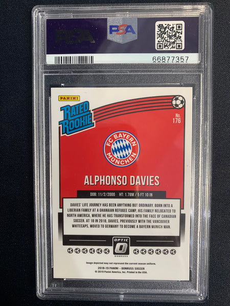 2018-19 PANINI DONRUSS OPTIC SOCCER #176 - BAYERN MUNICH - ALPHONSO DAVIES OPTIC RATED ROOKIE CARD GRADED PSA 9 MINT