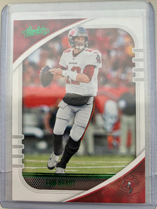 2020 PANINI ABSOLUTE FOOTBALL #42 TAMPA BAY BUCCANEERS - TOM BRADY ABSOLUTE GREEN FOIL CARD