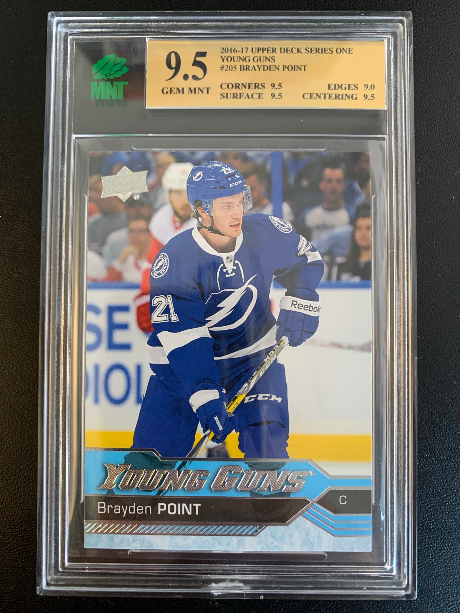 2016-17 UPPER DECK HOCKEY #205 TAMPA BAY LIGHTNING - BRAYDEN POINT ROOKIE CARD GRADED MNT 9.5 GEM MINT