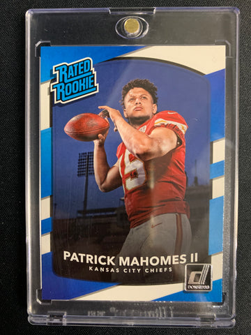 2017 PANINI DONRUSS FOOTBALL #327 KANSAS CITY CHIEFS - PATRICK MAHOMES RATED ROOKIE CARD - MINT!