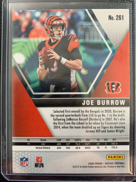 2020 PANINI MOSAIC FOOTBALL #261 CINCINNATI BENGALS - JOE BURROW MOSAIC NFL DEBUT ROOKIE CARD