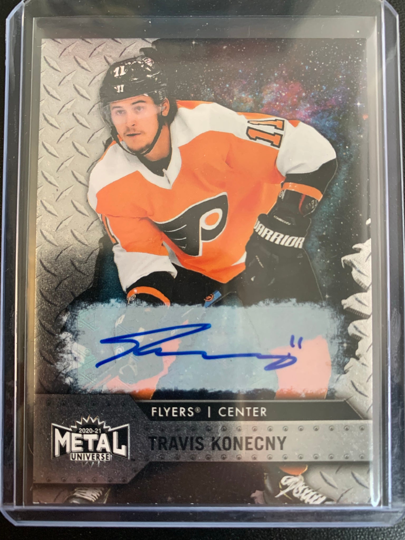 2020-21 UD SKYBOX METAL UNIVERSE HOCKEY #44 PHILADELPHIA FLYERS - TRAVIS KONECNY METAL AUTO