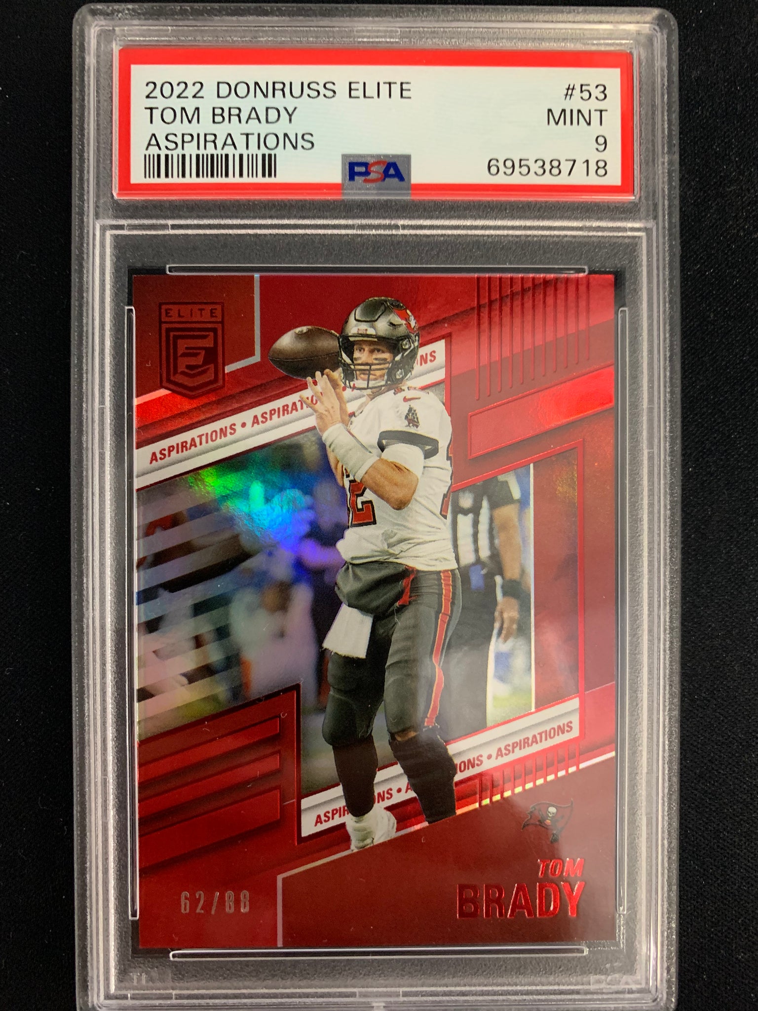 2022 PANINI DONRUSS ELITE FOOTBALL #53 TAMPA BAY BUCCANEERS - TOM BRADY ASPIRATIONS RED PARALLEL #D 62/88 GRADED PSA 9 MINT