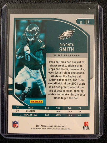 2021 PANINI ABSOLUTE NFL FOOTBALL #107 PHILADELPHIA EAGLES - DEVONTA SMITH RED GREEN PARALLEL ROOKIE CARD NUMBERED 242/499