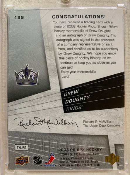 2008-09 UPPER DECK HOCKEY #189 LOS ANGELES KINGS - DREW DOUGHTY SPX AUTOGRAPHED JERSEY ROOKIE CARD RAW