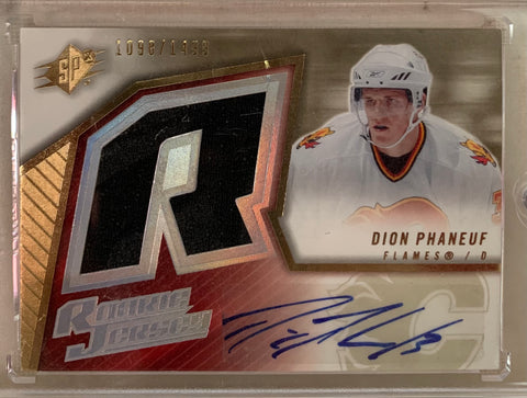 2005-06 SPX HOCKEY #164 CALGARY FLAMES - DION PHANEUF SPX AUTOGRAPHED JERSEY ROOKIE CARD RAW