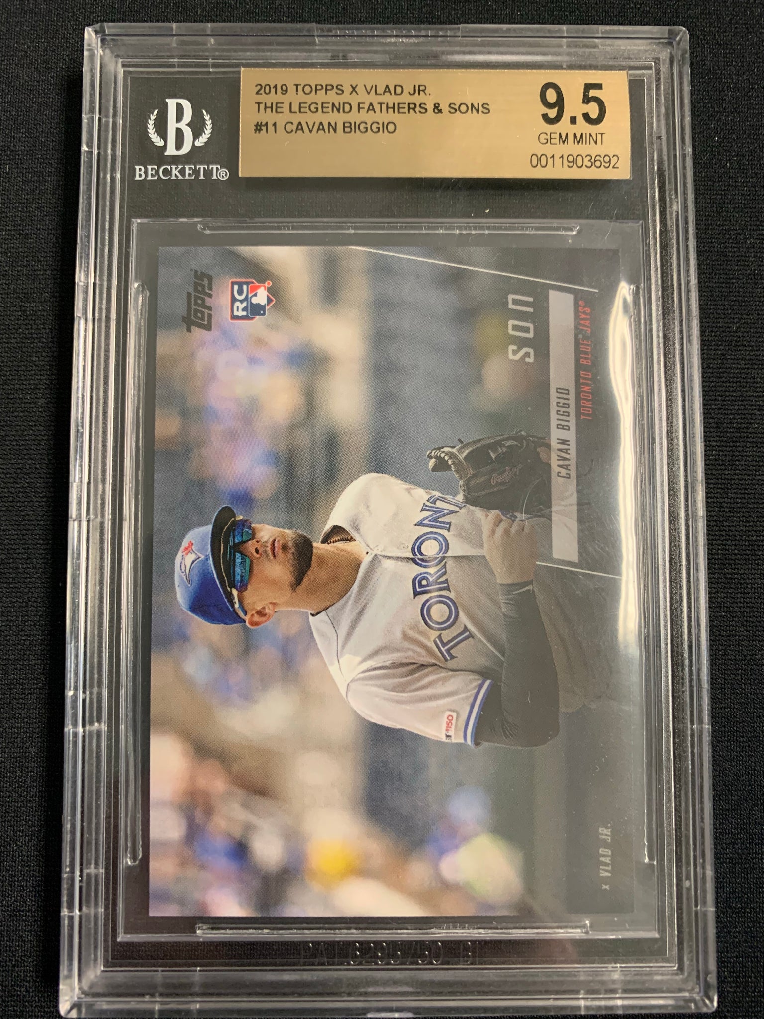 2019 TOPPS X VLAD JR. BASEBALL #11 TORONTO BLUE JAYS - CAVAN BIGGIO RC THE LEGEND FATHERS & SONS GRADED BGS 9.5 GEM MINT
